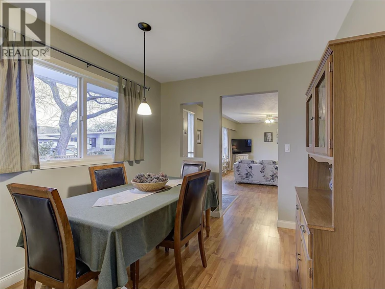 1122 Stockwell Avenue, Kelowna, BC, V1Y 6W6 - 10