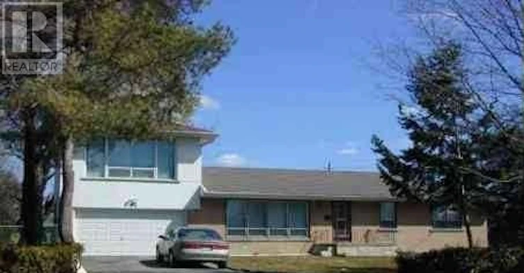 MAIN FLOOR-95 Fairglen Avenue, Toronto, ON, M1W 1A8