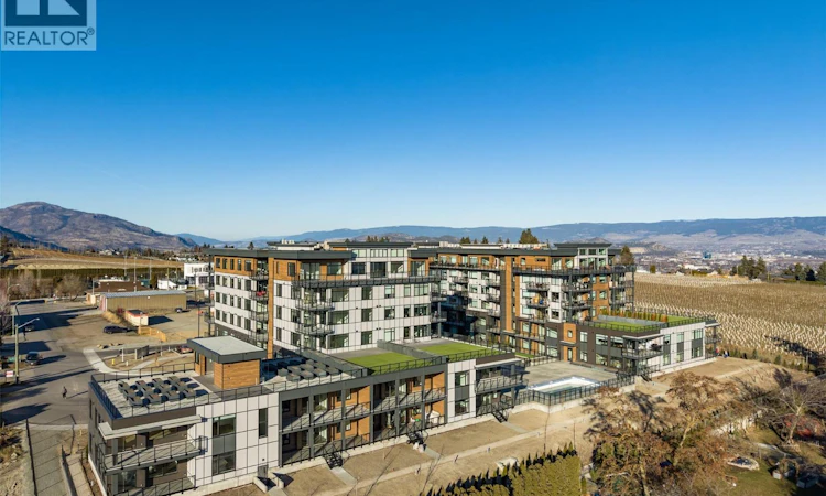 107-2760 Olalla Road