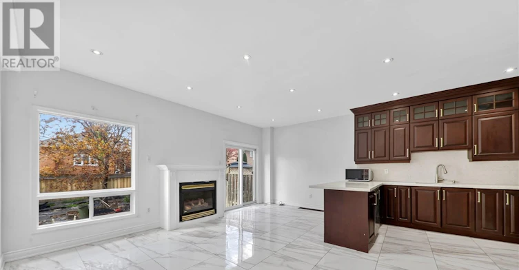 110 Blue Willow Drive, Vaughan, ON, L4L 9E9 - 7