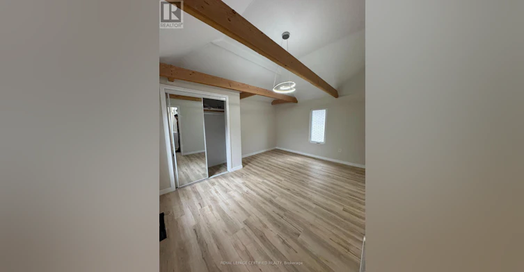 5759 Robinson Street, Niagara Falls, ON, L2G 2B3 - 4