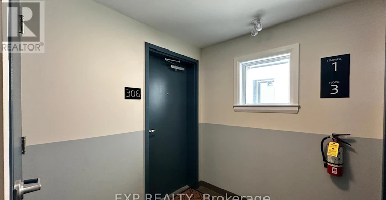 204-33 Maple Grove Road, Ottawa, ON, K2L 2S7 - 2