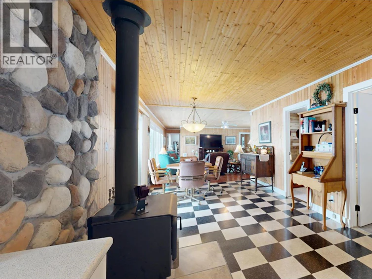 5780 Timothy Lake Road, 100 Mile House, BC, V0K 1T0 - 25