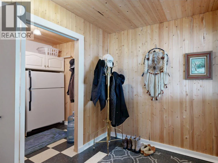 5780 Timothy Lake Road, 100 Mile House, BC, V0K 1T0 - 34