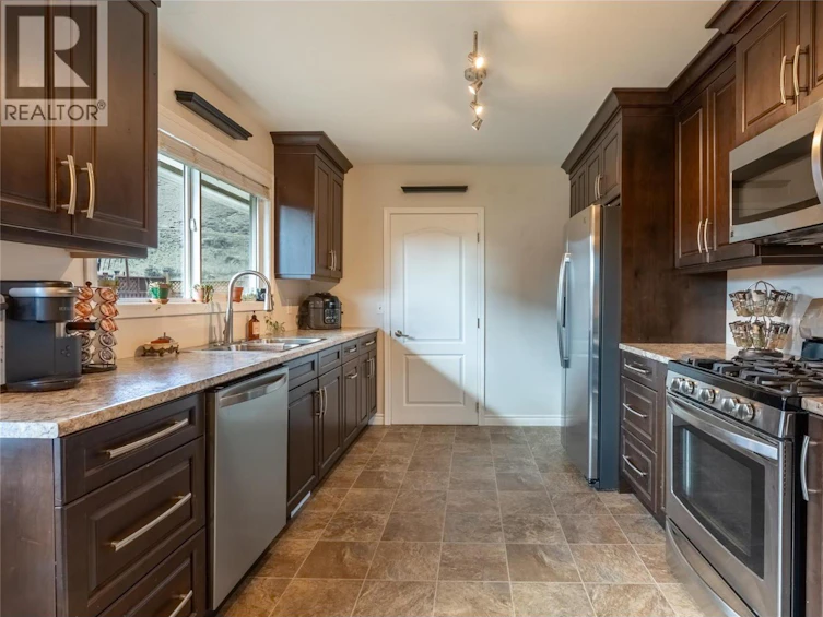 611 Pine Street, Ashcroft, BC, V0K 1A0 - 13