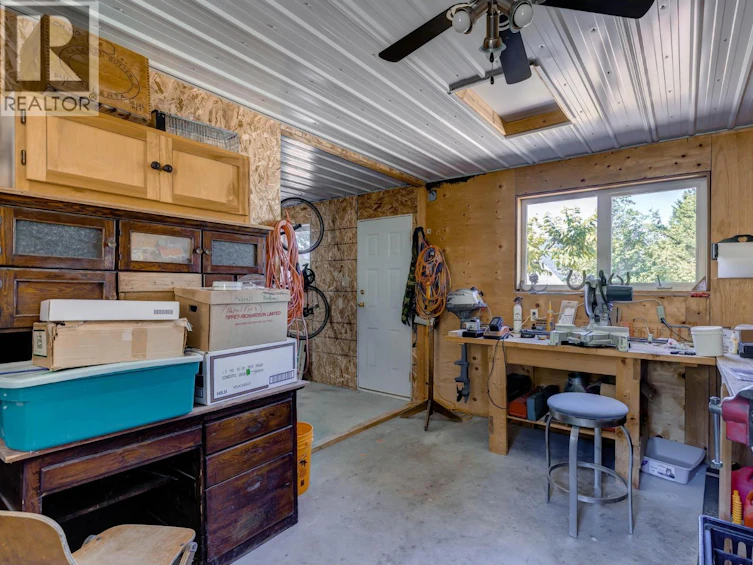10987 Hare Road, Lake Country, BC, V4V 2H6 - 38