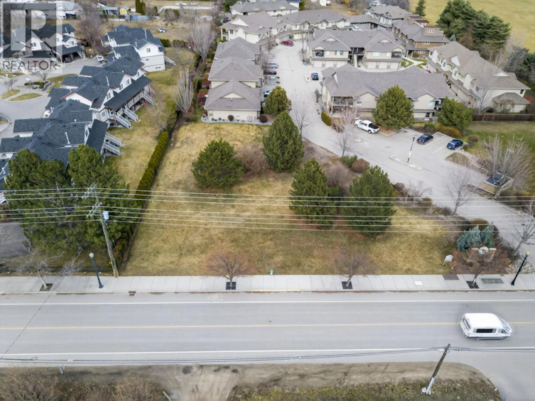 3318 Woodsdale Road, Lake Country, BC, V4V 1X6 - 18
