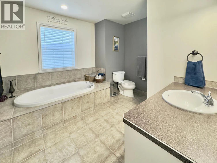 114-340 Hastings Avenue, Penticton, BC, V2A 9B9 - 25