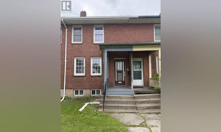 211 Lincoln Street