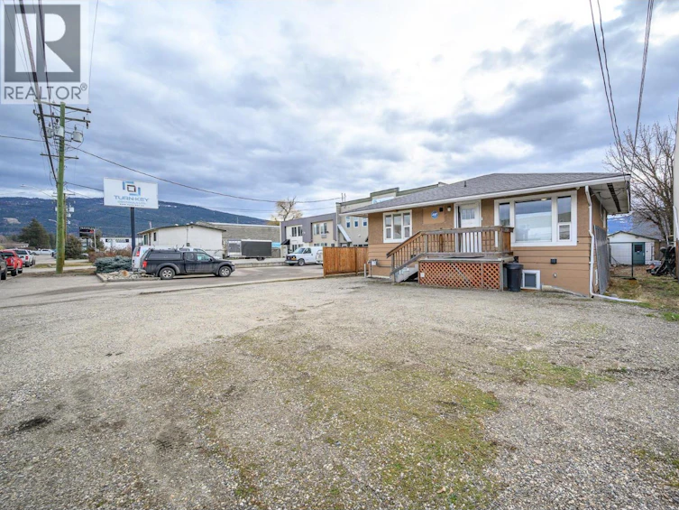 2808 45 Avenue, Vernon, BC, V1T 3N4 - 2