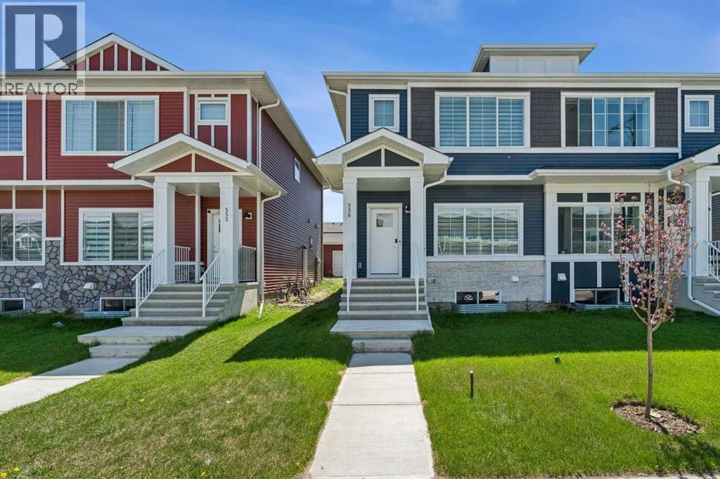 556 Chelsea Gardens, Chestermere, AB, T1X 2V4
