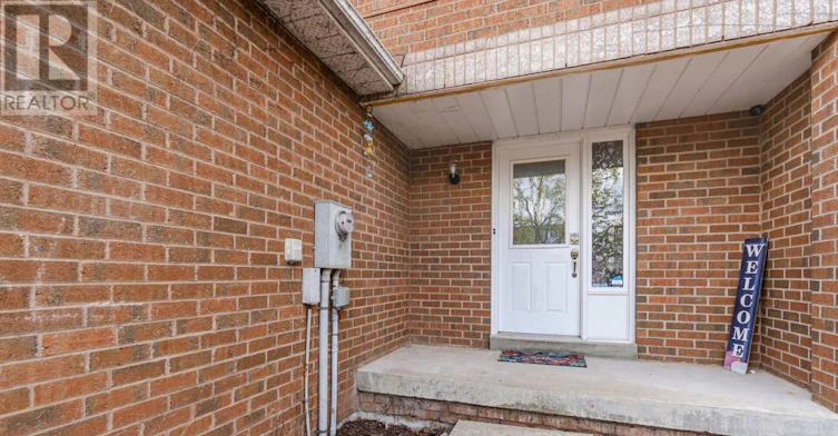 10 Mullis Crescent, Brampton, ON, L6Y 4T3 - 3
