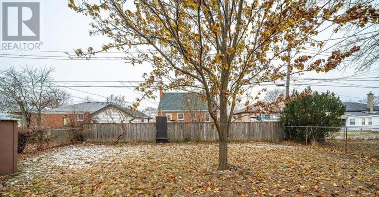 668 Harold Drive, Peterborough, ON, K9J 3Y2 - 6