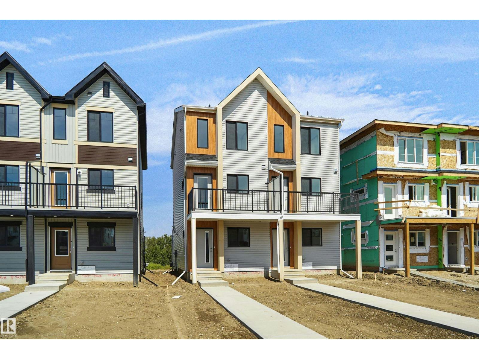 922 19 Avenue NW, Edmonton, AB, T6T 1J1