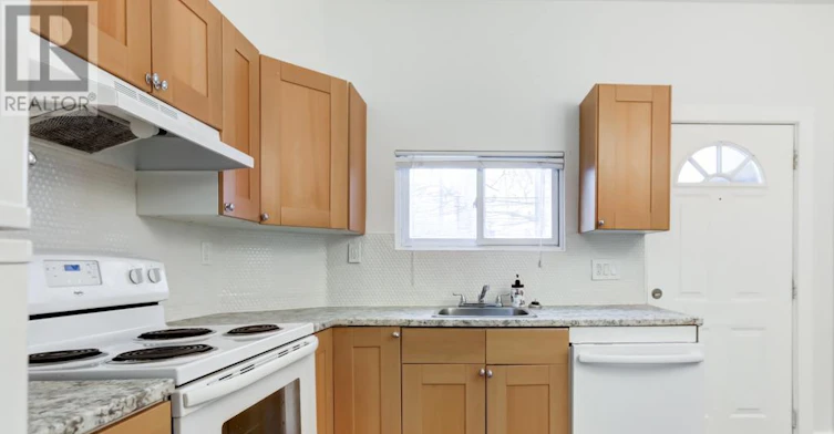 MAIN FL-104 Leslie Street E, Toronto, ON, M4M 3C7 - 4