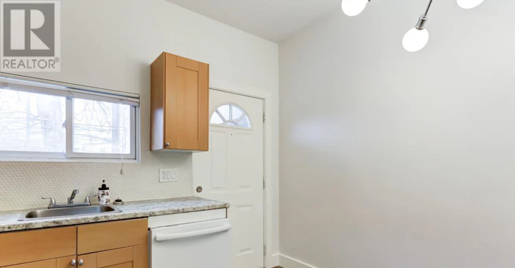 MAIN FL-104 Leslie Street E, Toronto, ON, M4M 3C7 - 3