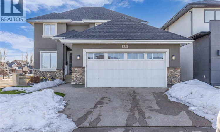 438 Horlick Manor