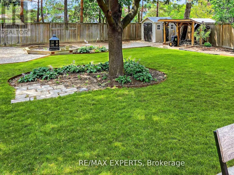 60 Suburban Drive, Mississauga, ON, L5N 1G9 - 38