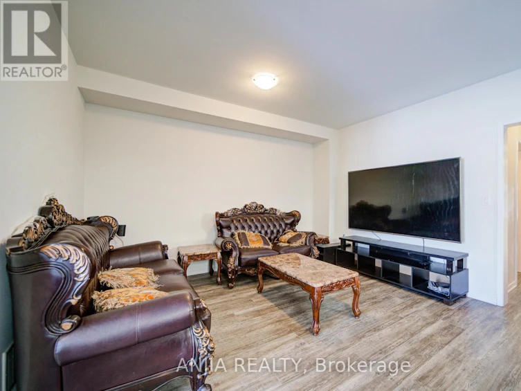2020 Horace Duncan Crescent, Oshawa, ON, L1L 0W4 - 18