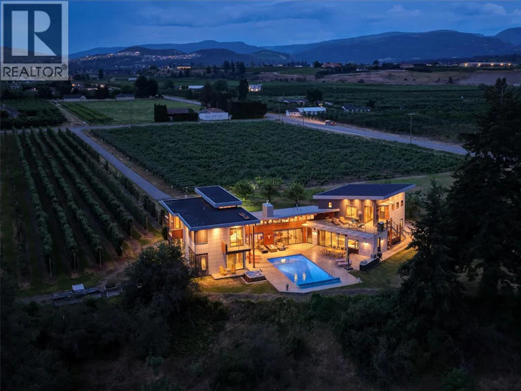 3194 Dunster Road, Kelowna, BC, V1W 4H4