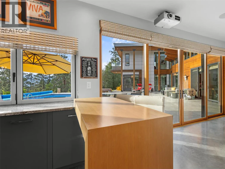 3194 Dunster Road, Kelowna, BC, V1W 4H4 - 33