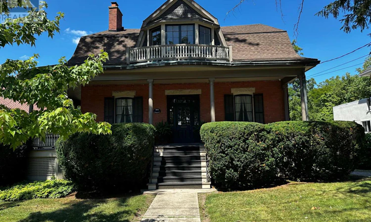 274 Huron Street