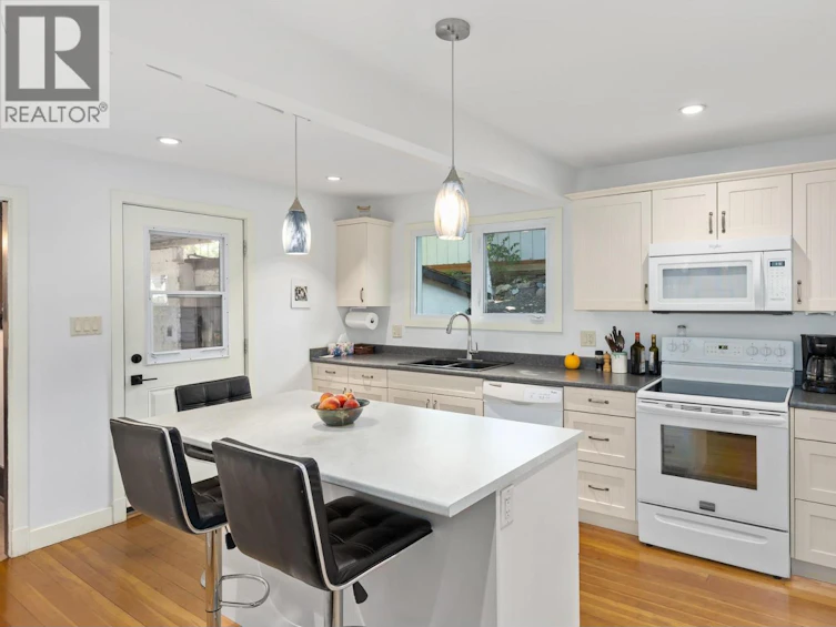 5109 Caldwell Street, Summerland, BC, V0H 1Z4 - 12