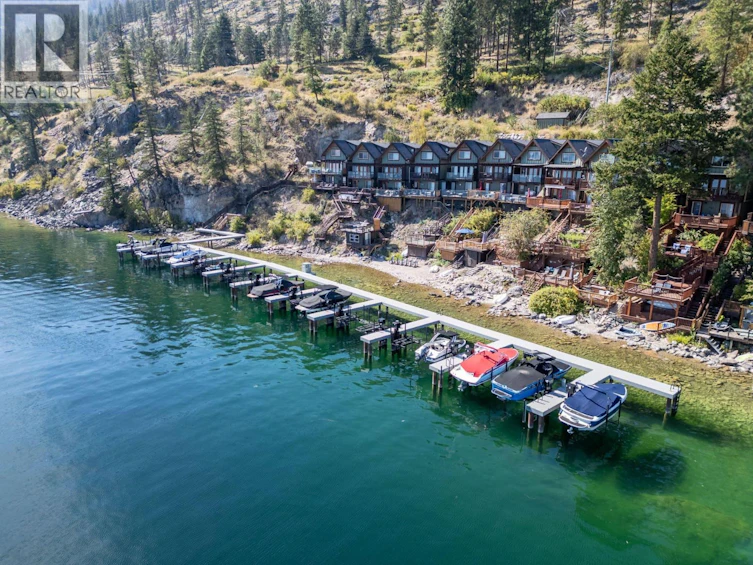 7-4215 Westside Road, West Kelowna, BC, V1Z 3W8