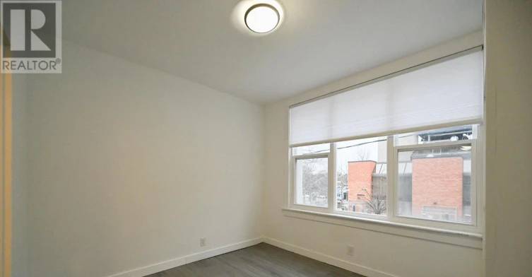 2-1A Leonard Avenue, Toronto, ON, M5T 2P8 - 8
