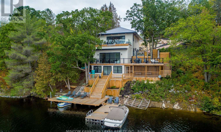 1416 Northey's Bay Road