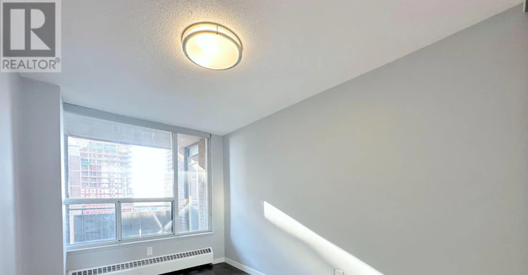 2109-2575 Danforth Avenue, Toronto, ON, M4C 1L5 - 7