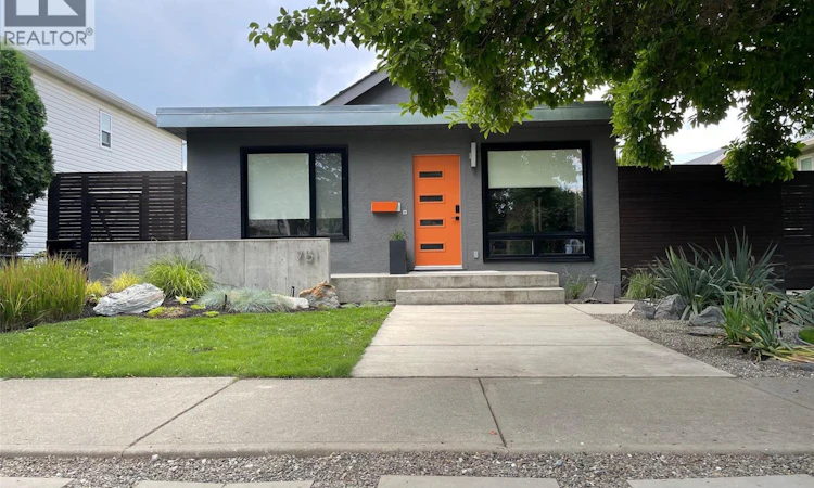751-753 N Martin Avenue