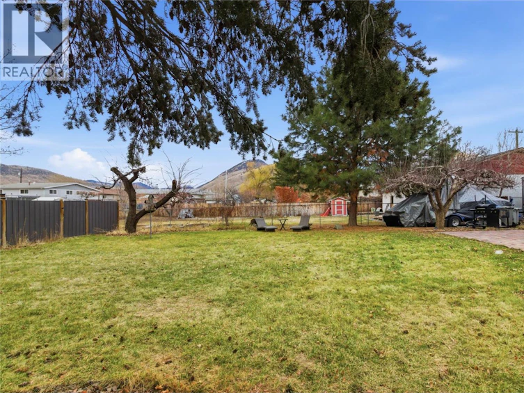 223 Nelson Avenue, Kamloops, BC, V2B 1M4 - 9