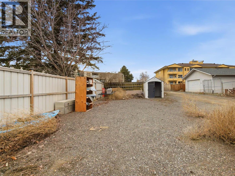 223 Nelson Avenue, Kamloops, BC, V2B 1M4 - 6