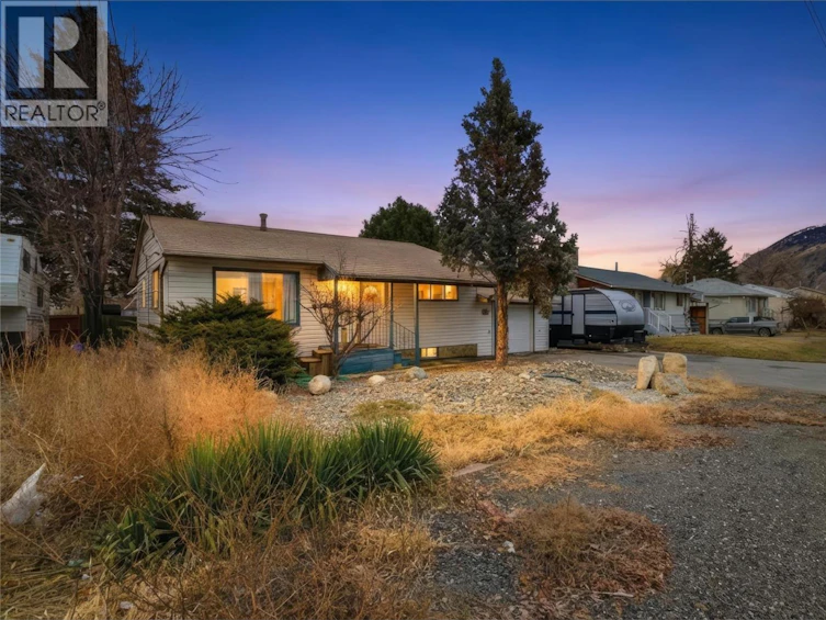 223 Nelson Avenue, Kamloops, BC, V2B 1M4