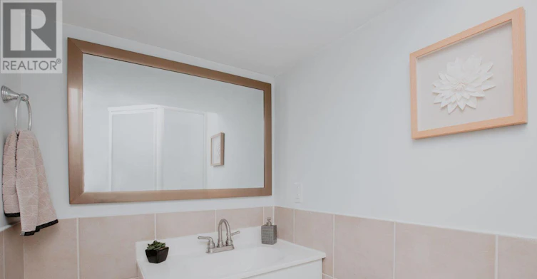 BSMT-16 Lisburn Crescent, Toronto, ON, M2J 2Z5 - 14