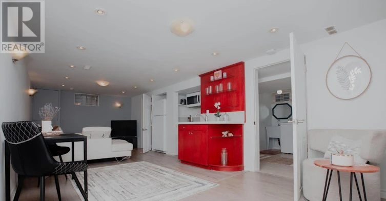 BSMT-16 Lisburn Crescent, Toronto, ON, M2J 2Z5 - 4