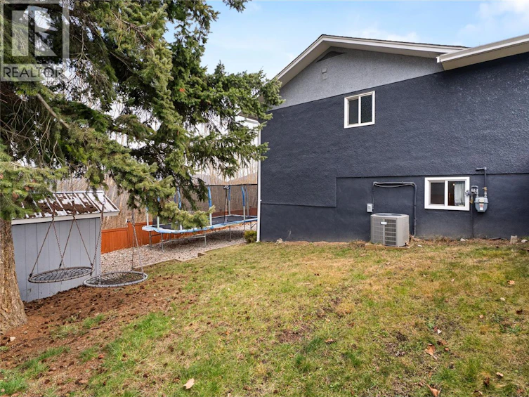 1971 SE 3 Avenue, Salmon Arm, BC, V1E 1V2 - 50