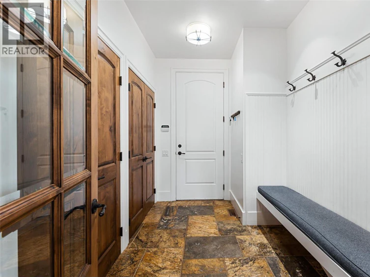 2457 Selkirk Drive, Kelowna, BC, V1V 2R7 - 26