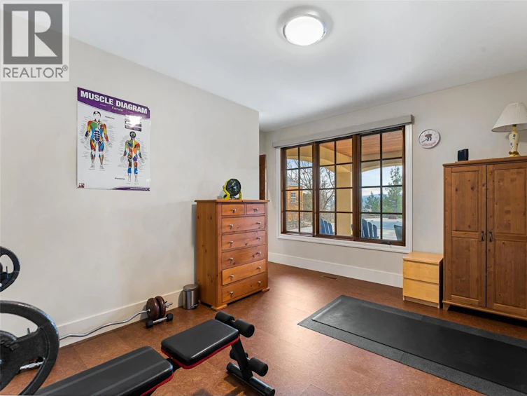 2457 Selkirk Drive, Kelowna, BC, V1V 2R7 - 45