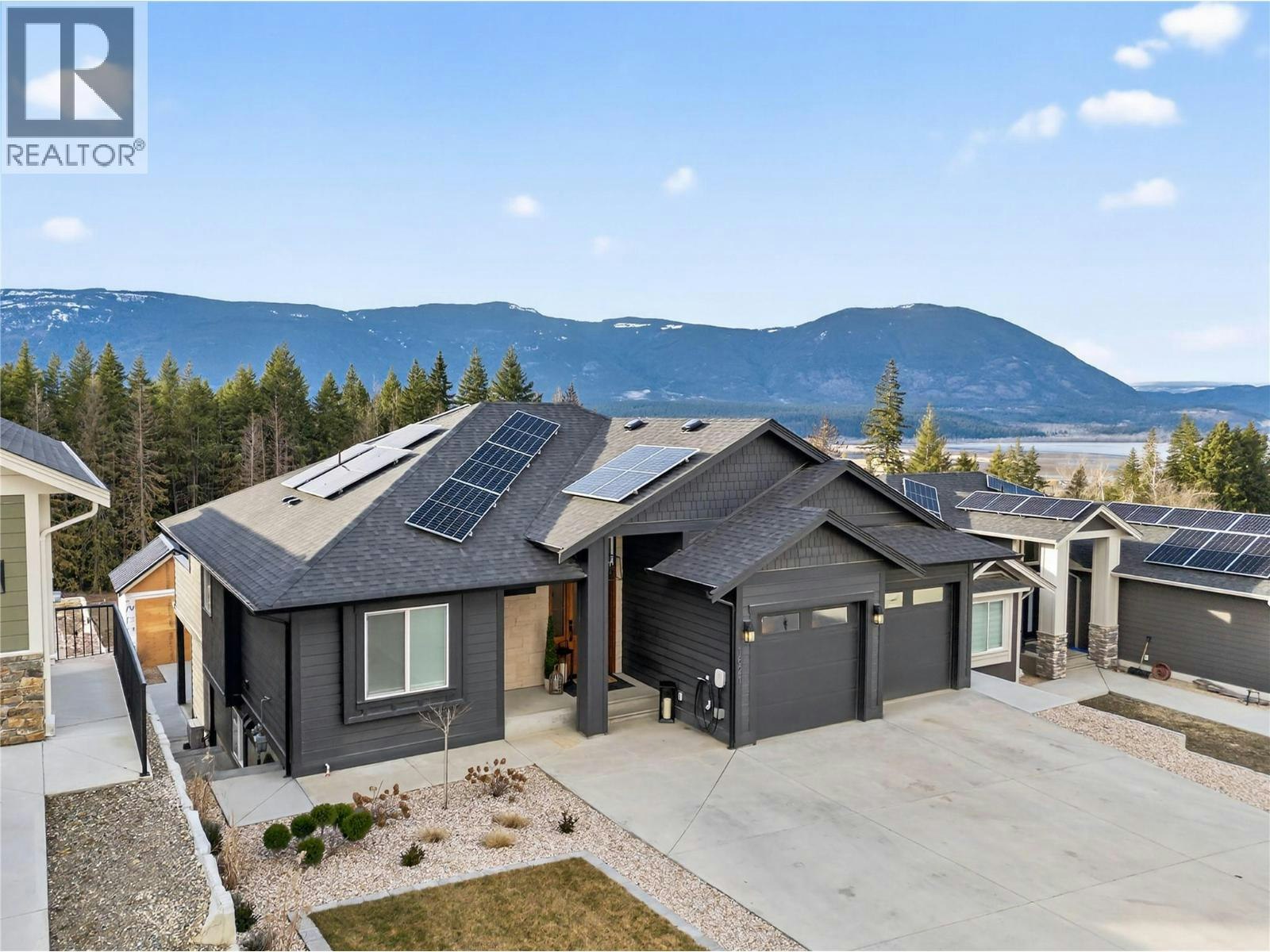1621 SE 9 Street, Salmon Arm, BC, V1E 0G9