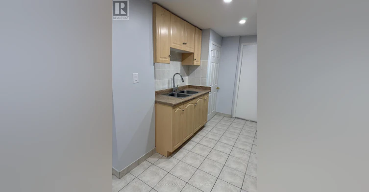 BSMT-5645 Longford Drive, Mississauga, ON, L5M 7B5 - 4