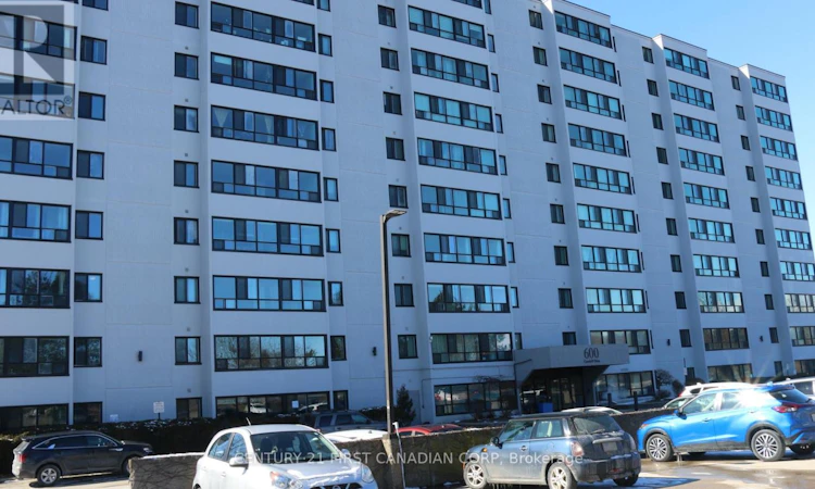 207-600 Grenfell Drive