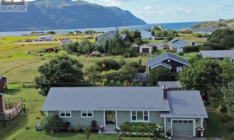 10 Budgen's Cove Road