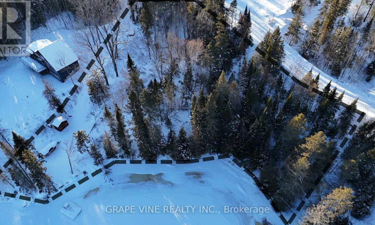 00 Voyageur Bay Trail