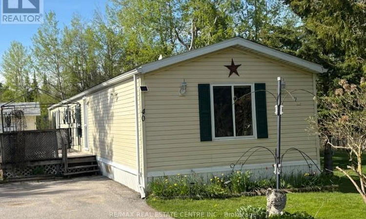 40 Maple Grove Village Road