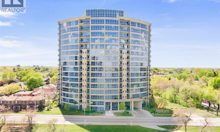 1002-1225 Riverside Drive West