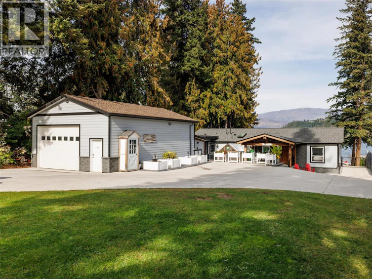 2661 Blind Bay Road, Blind Bay, BC, V0E 1H1 - 9