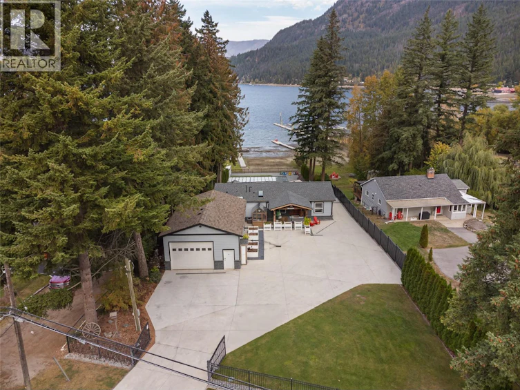 2661 Blind Bay Road, Blind Bay, BC, V0E 1H1 - 40