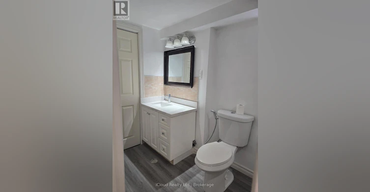 BSMT-8 York Street, Mississauga, ON, L4T 3M7 - 10